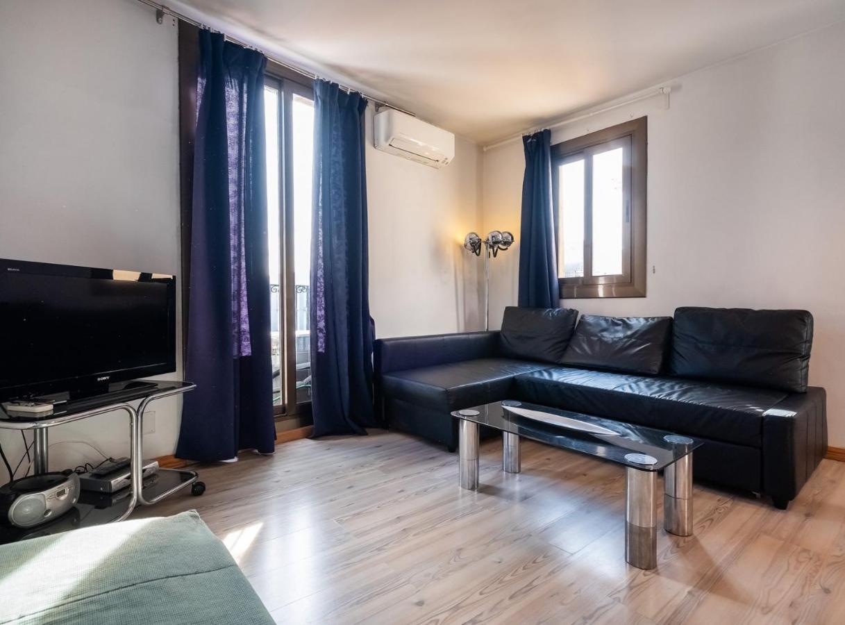 Apartamentos El Pintor Barselona Dış mekan fotoğraf