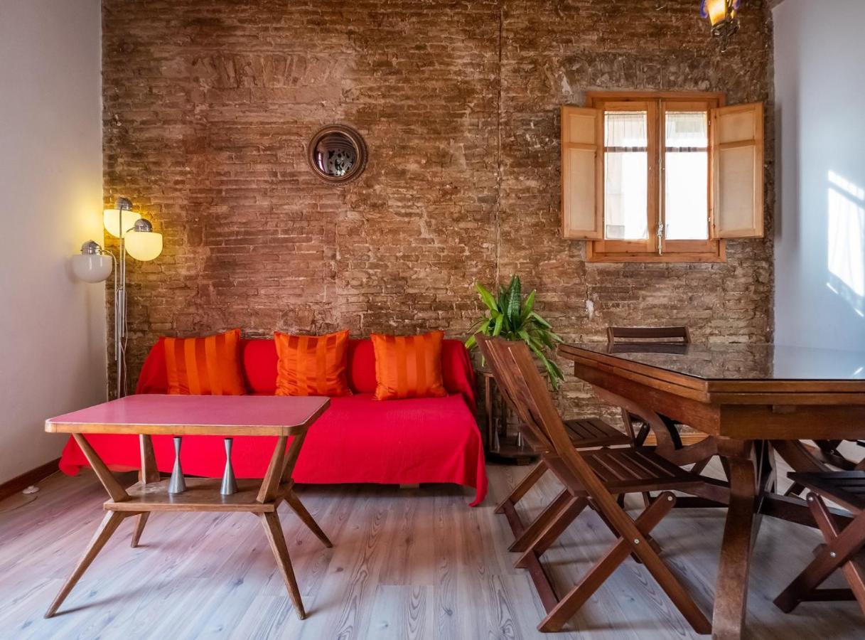 Apartamentos El Pintor Barselona Dış mekan fotoğraf