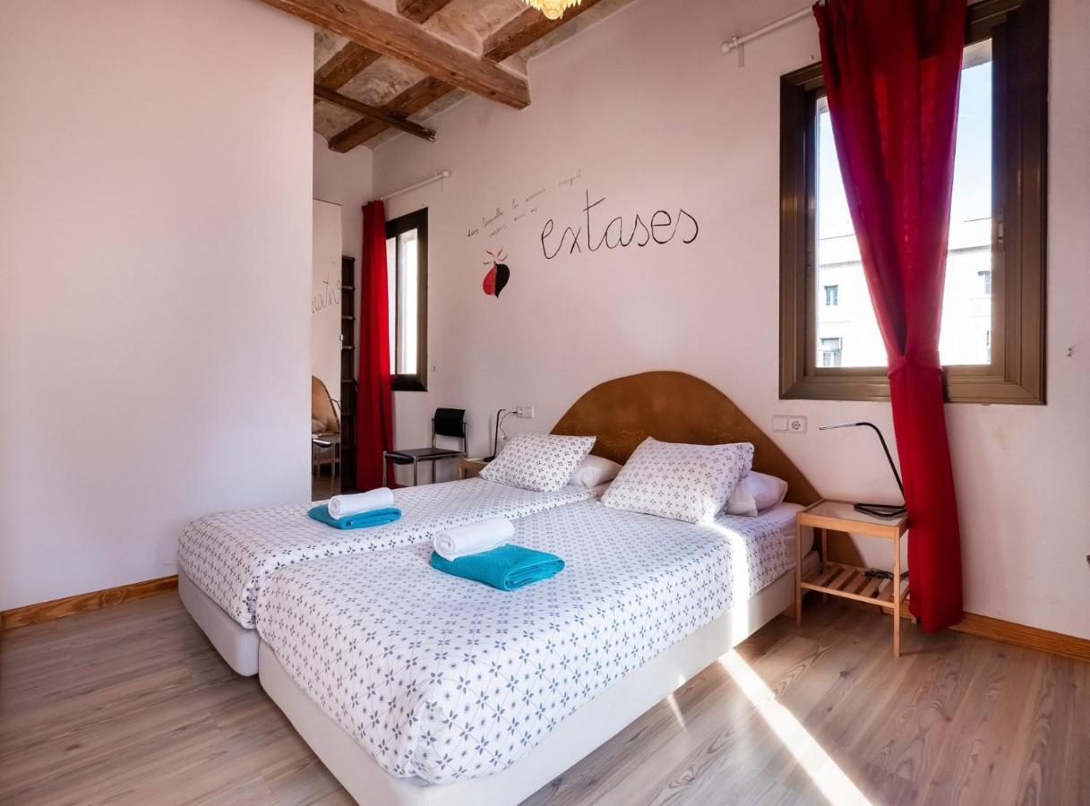 Apartamentos El Pintor Barselona Dış mekan fotoğraf